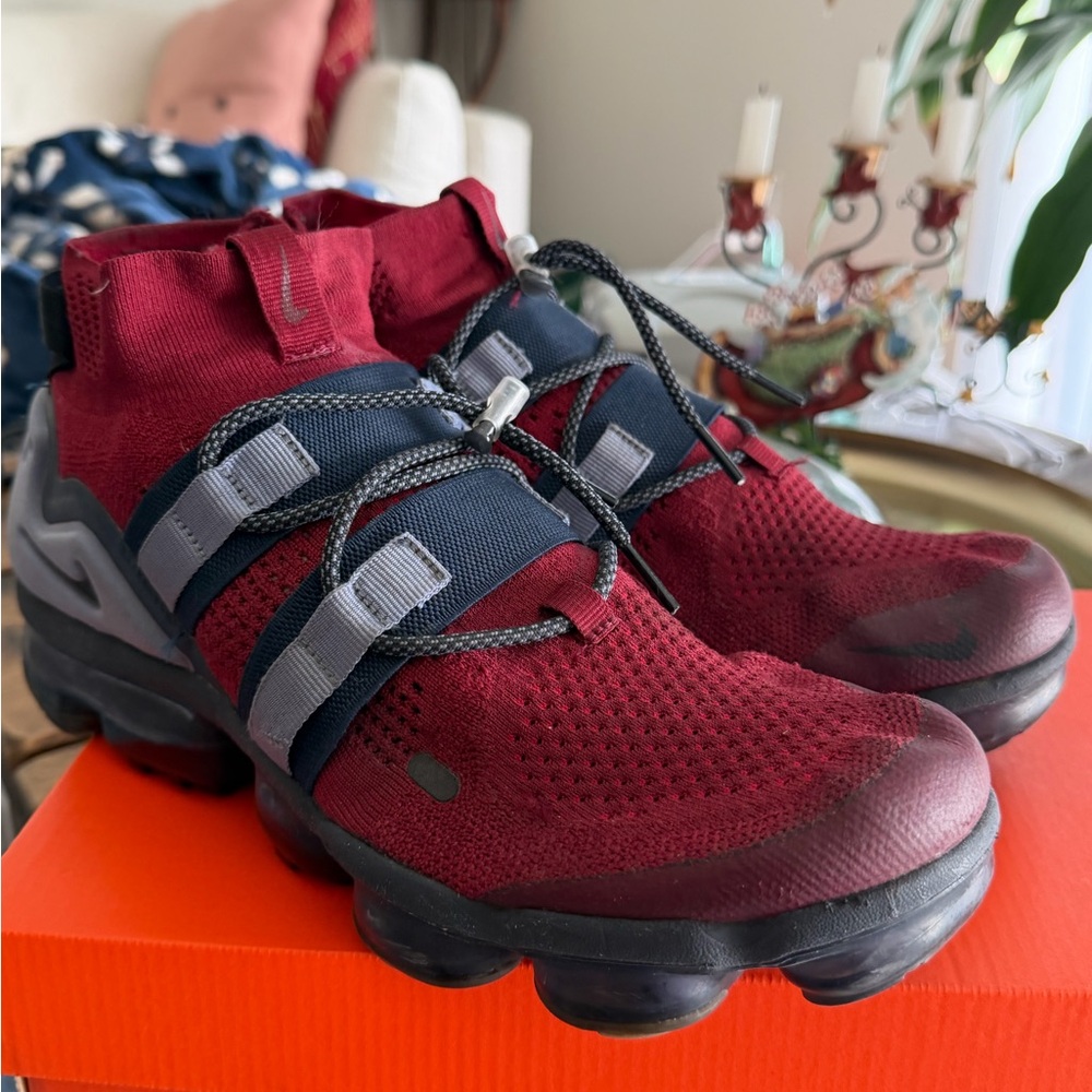 Nike Men's Air VaporMax Burgundy and Black Athletic Shoes